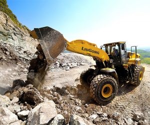 LiuGong's 890H wheel loader features a new Z-bar for improved distribution of stress. Photo courtesy of LiuGong North America.