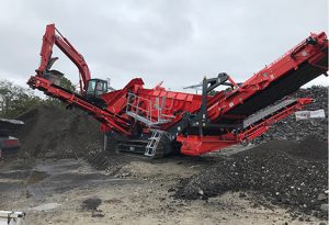 The 883+ triple deck showcases its versatility. Photo by Joe McCarthy.