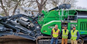 From left: Dave Horsch, president of Ruffridge-Johnson Equipment Co., with Rich Larsen, vice president of Larsen Dirtworks, and his brother, President Mark Larsen. Photo courtesy of EvoQuip