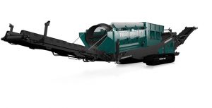 The 1600 Tracked trommel machine from Powerscreen. Photo courtesy of Powerscreen. 