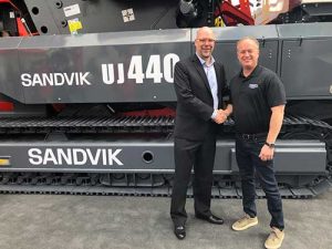 Jan Schroeder, territory manager of the Americas at Sandvik (left), with VCES president David Hill. Photo: Sandvik Mining & Rock Technology